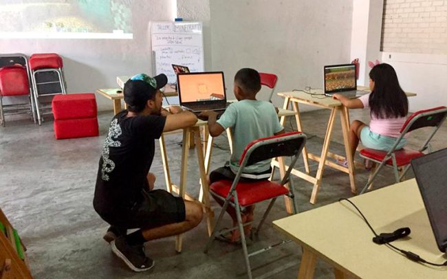 Block by Block La transformación de espacios públicos usando Minecraft